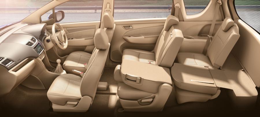 Интерьер Maruti-Suzuki Ertiga 2015 года  (фото 4 из 4)